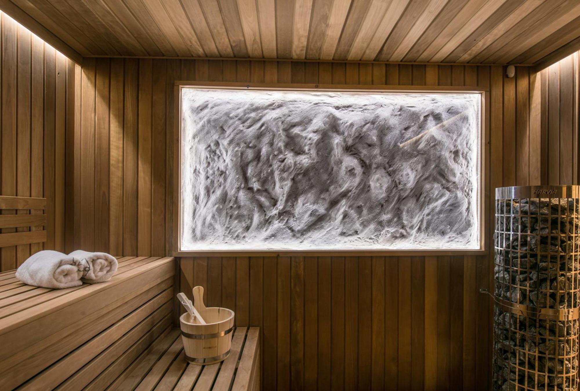 Helios - Elevate Your Senses Villa *