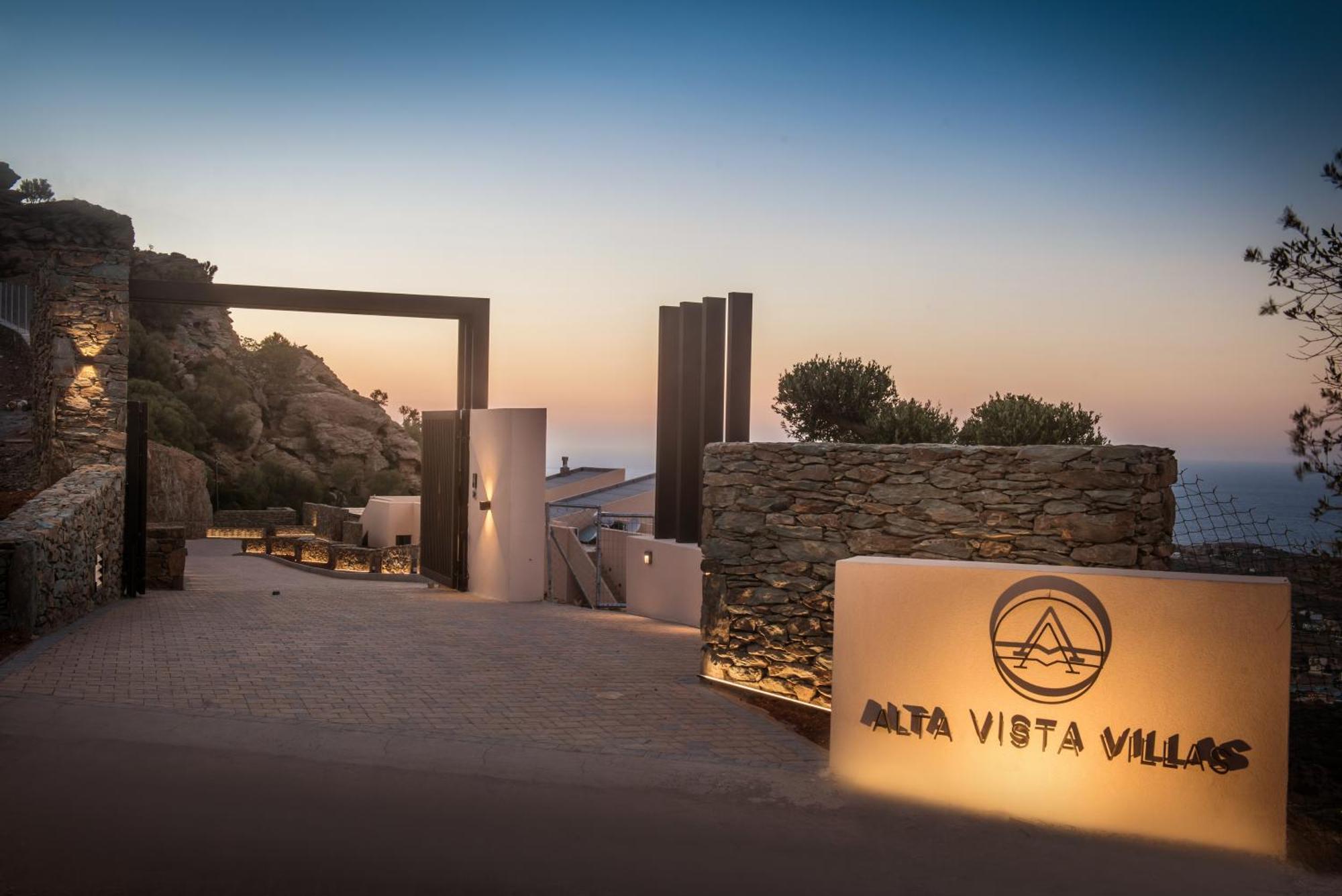 Villa Helios - Elevate Your Senses *