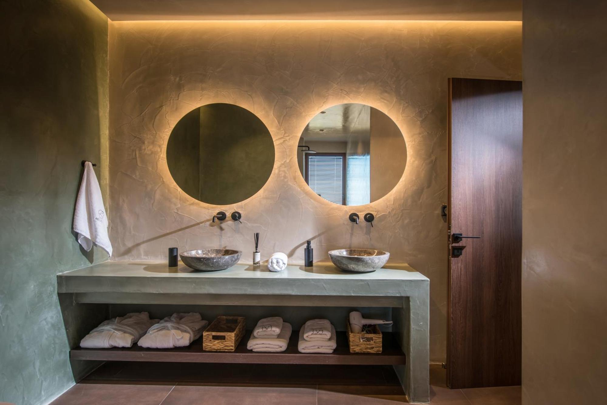 Helios - Elevate Your Senses Villa
