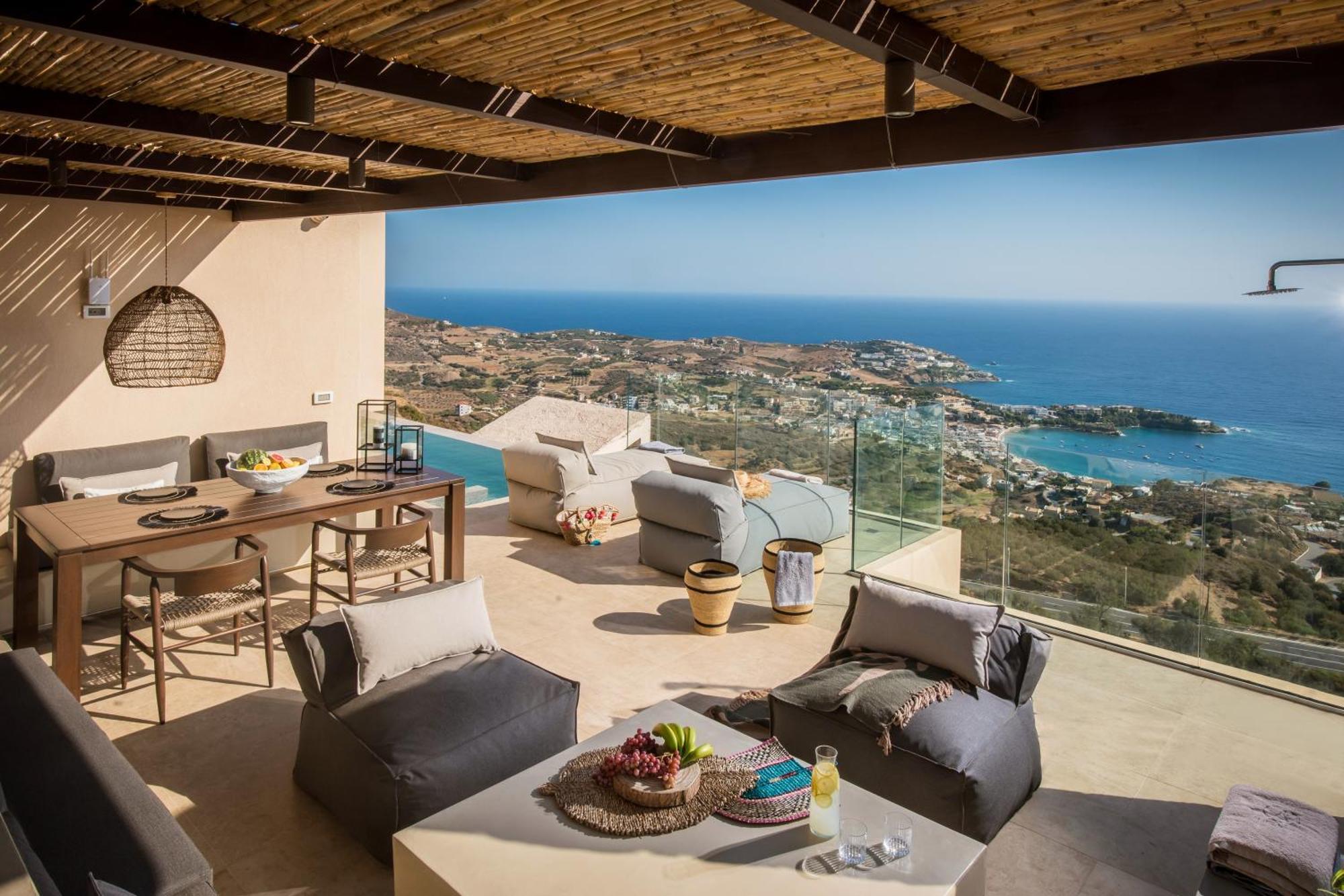 Helios - Elevate Your Senses Villa