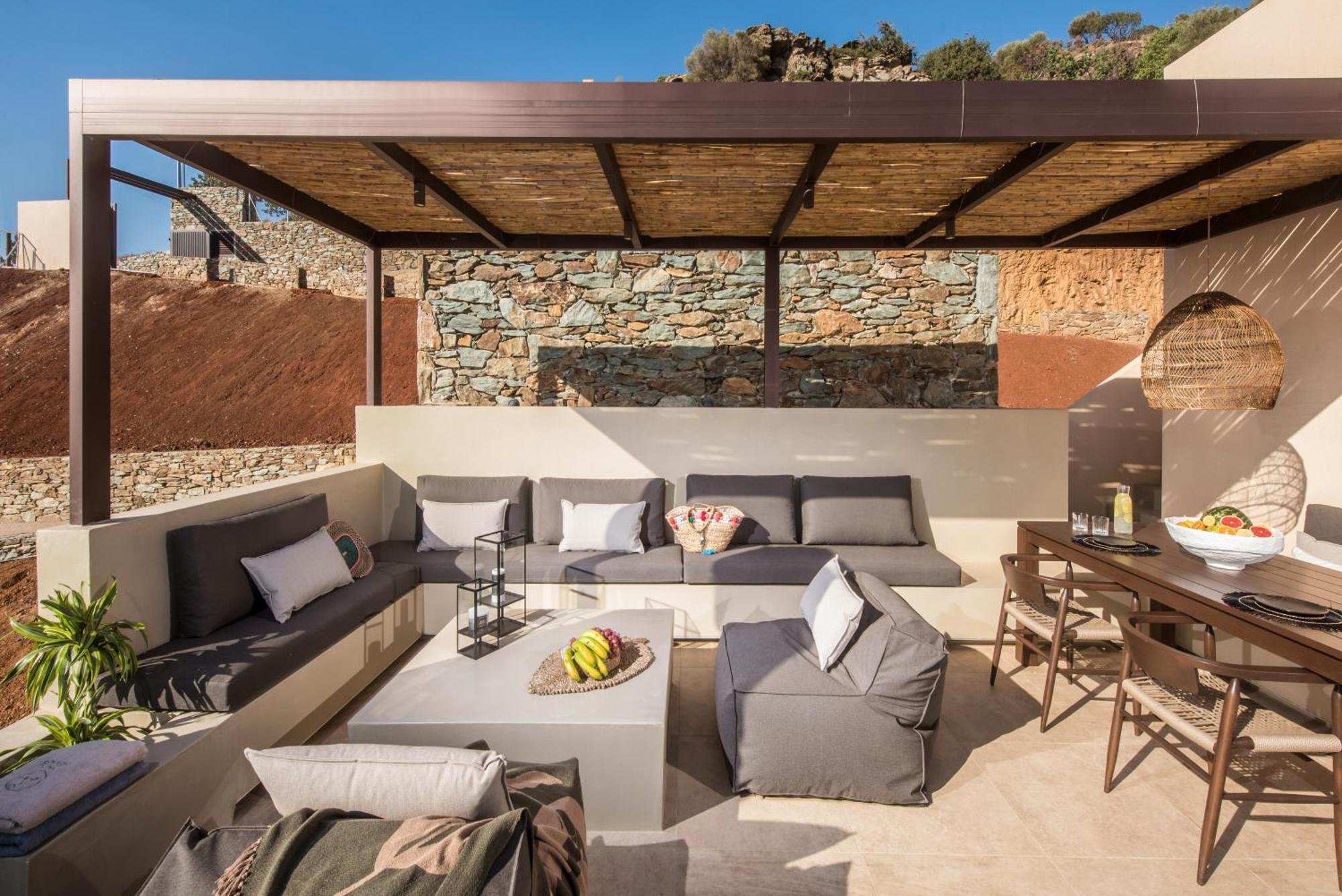 Helios - Elevate Your Senses Villa